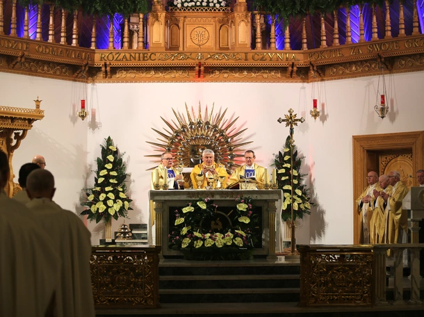 Kard. Krajewski w Sanktuarium Matki Bożej Fatimskiej w Zakopanem: Świętość nie jest jedynie teorią