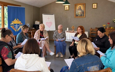Wspólnego życia muszą uczyć sie na nowo. Rycerzy Kolumba pomagają żołnierzom wracającym z frontu