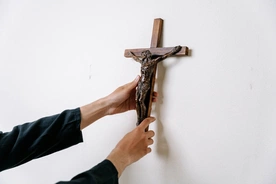 Zamiast dwóch religii – jedna
