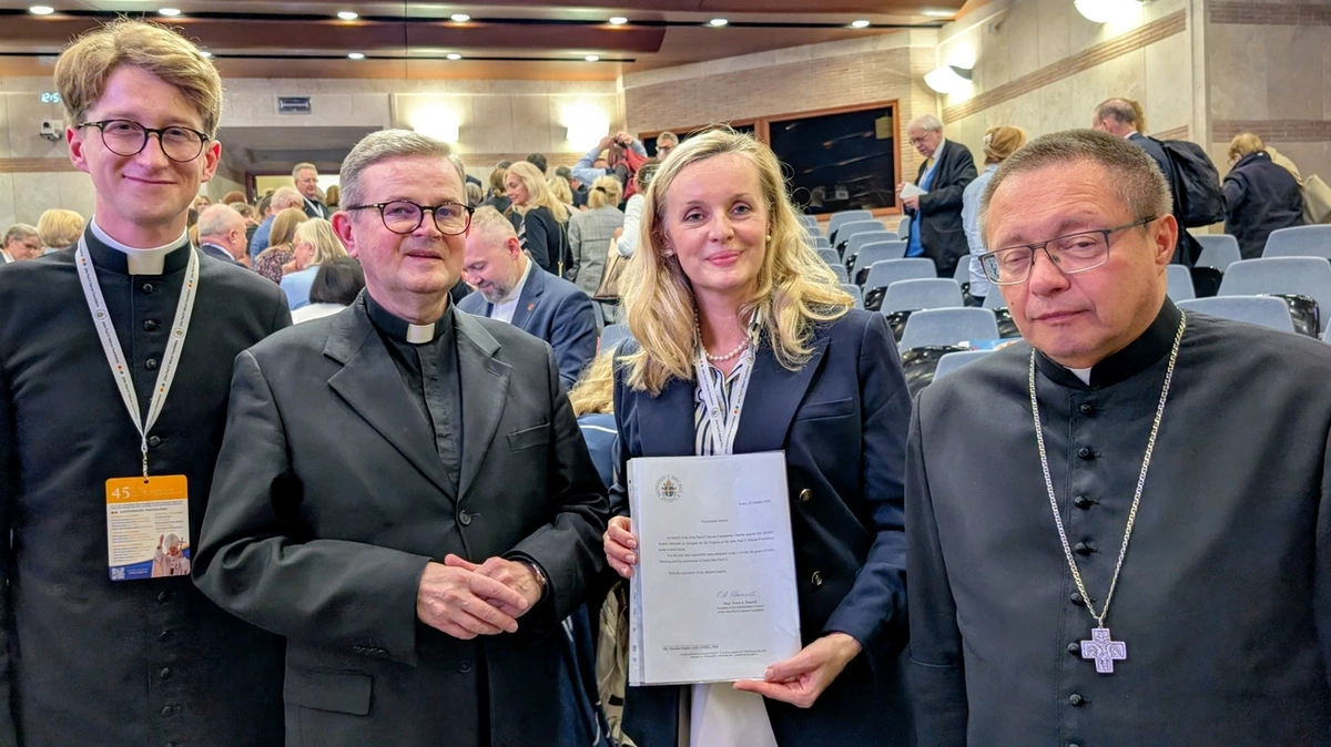 „Be not afraid”: Vatican Foundation John Paul II announces international project for young people
