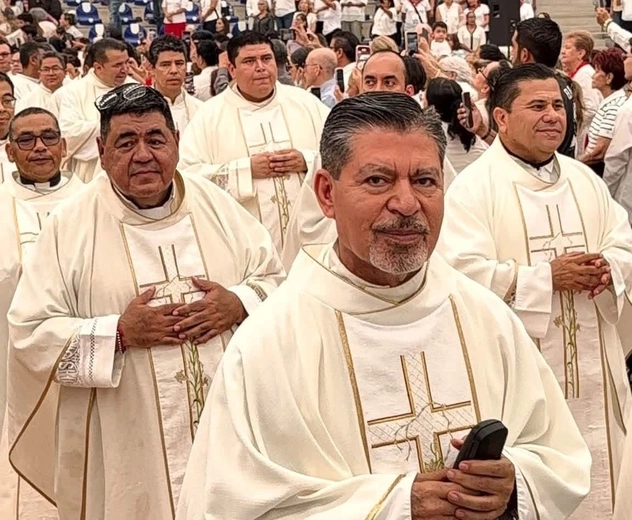 ks. Clemente Morales