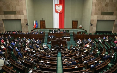 Szef MON likwidacji Funduszu Kościelnego: nie przejdzie w polskim Sejmie