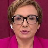 „Nastąpiło bezprawne przejęcie strony internetowej” – pilny komunikat TK. Korwin-Piotrowska zabrała głos